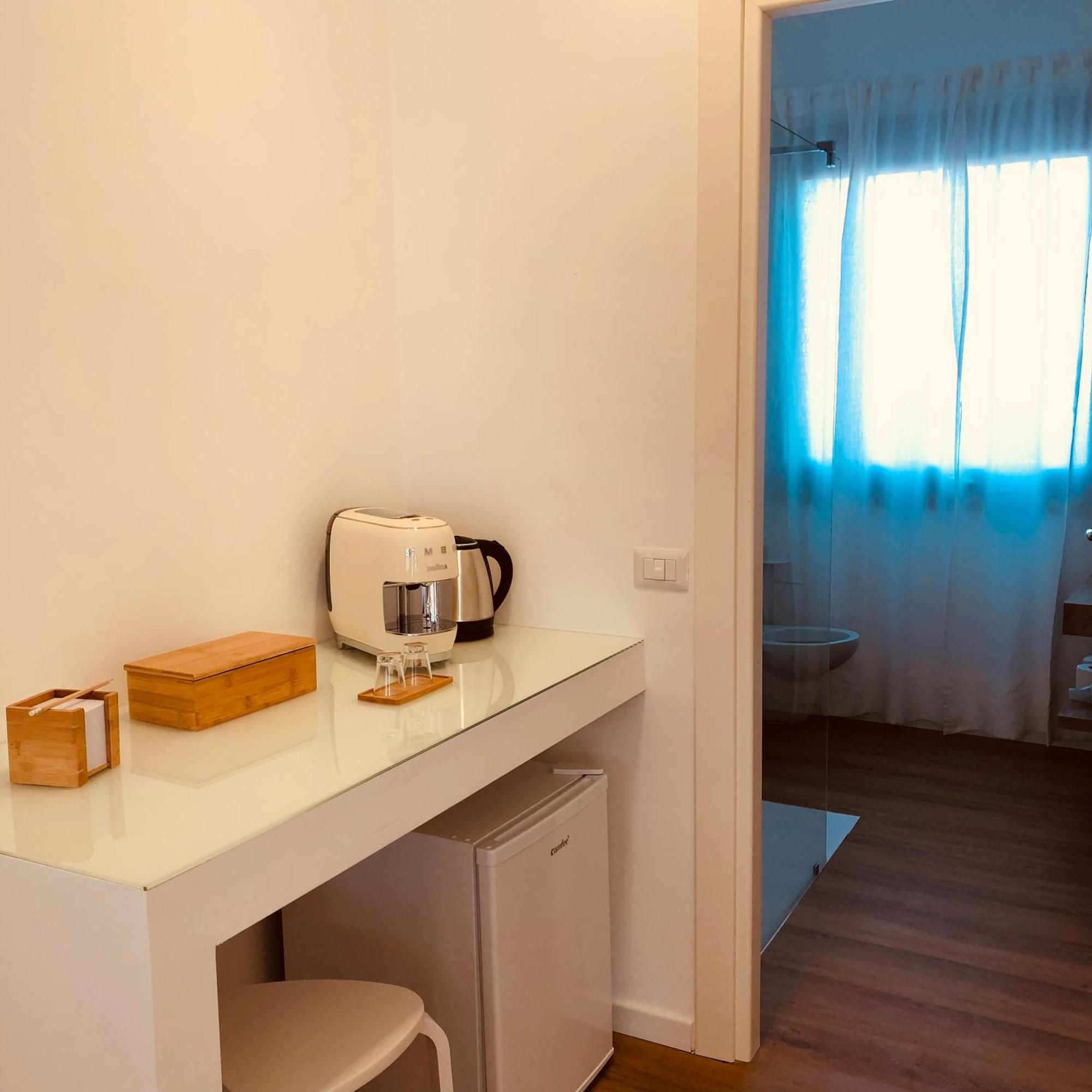 Il Borgo Boutique Rooms By Kasavacanze 포르토산파울로 외부 사진